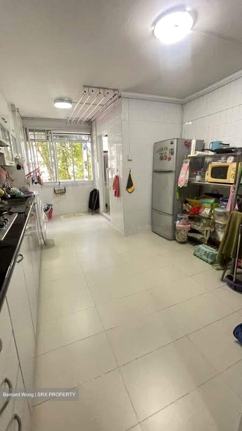 Blk 306 Yishun Rivergreen (Yishun), HDB 5 Rooms #572377091
